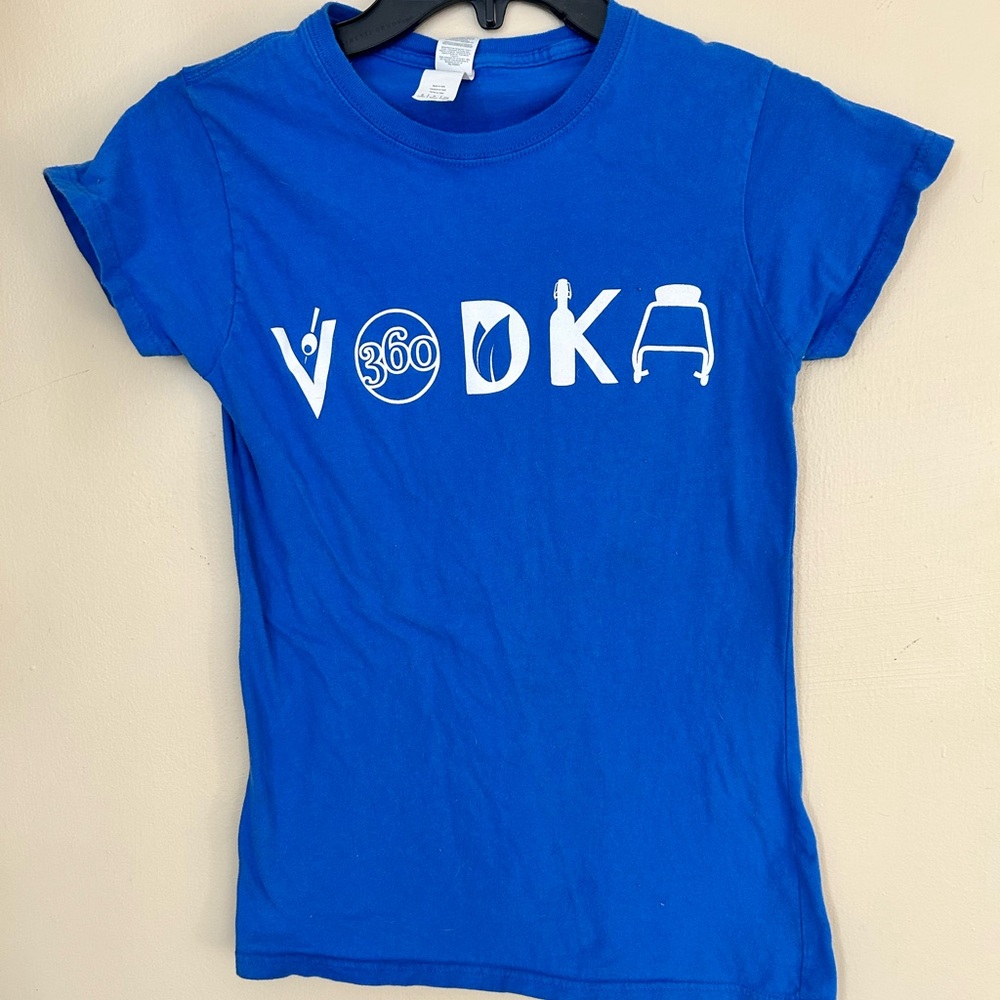 Blue Graphic Short Sleeve Tee